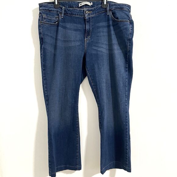 Levi 590 Bootcut Jeans Size 18W HEMMED 26.5 in. Inseam Denim Medium Wash Blue - Picture 2 of 8